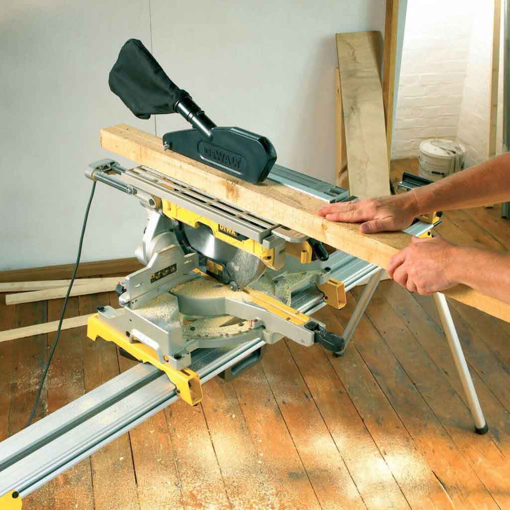 DeWALT D27112 QS Troncatrice radiale con pianetto 305mm Taglio Legno