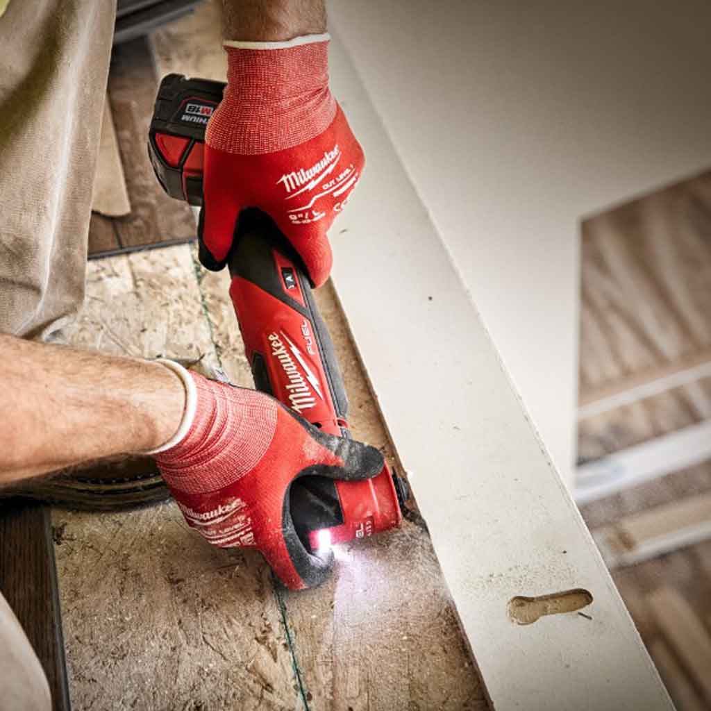 Milwaukee M18 FMT 0X Utensile Multifunzione FUEL 18V 4933478491 Lavoro
