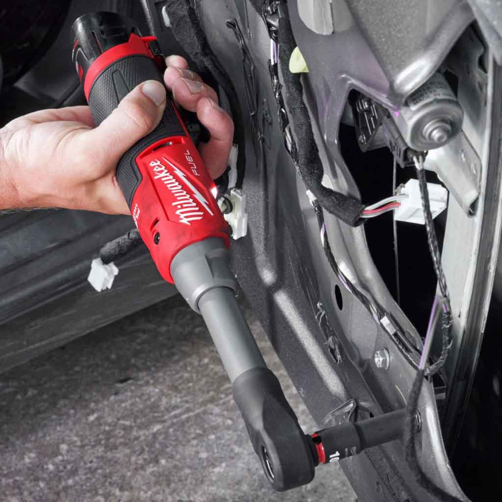 Milwaukee M12 FHIR38LR 0 Cricchetto M12 Fuel Testa lunga 4933480791 Ruote