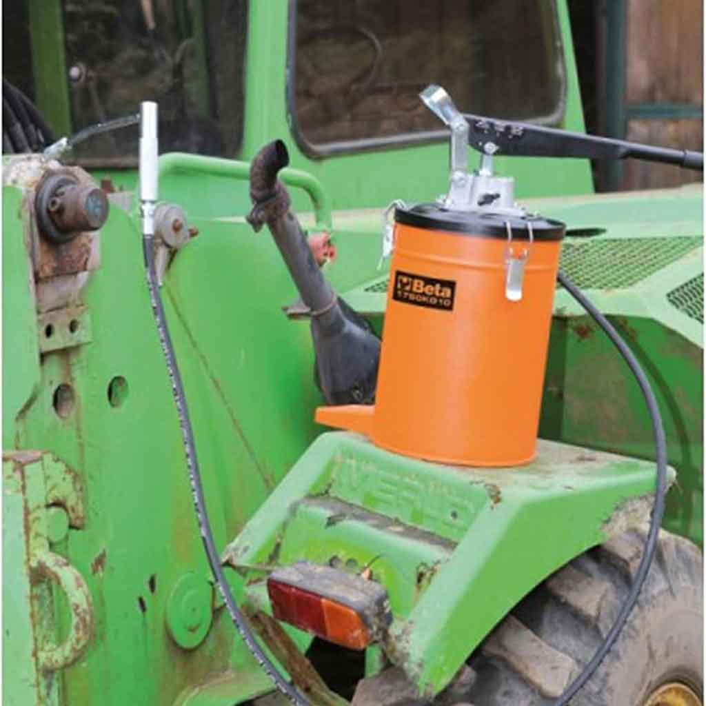 Beta 1750KG10 Ingrassatore a Leva da 10 kg con tubo da 2 m 017500100 Work