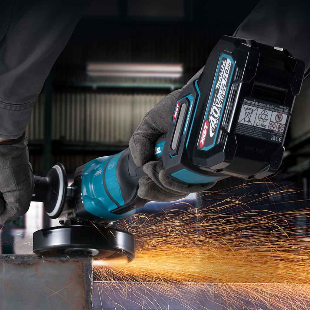 Makita GA050GT101 Smerigliatrice angolare 125mm 40V 6