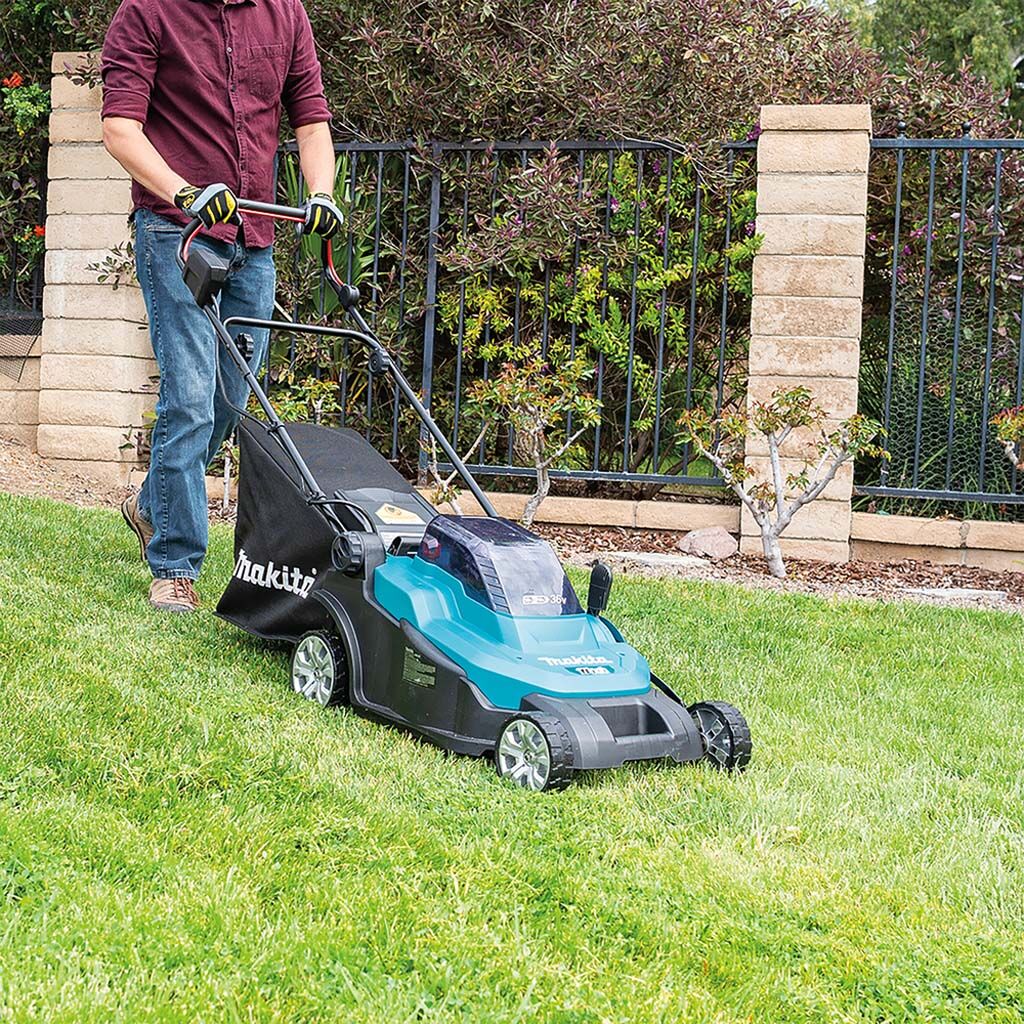 Makita DLM432PT2 8